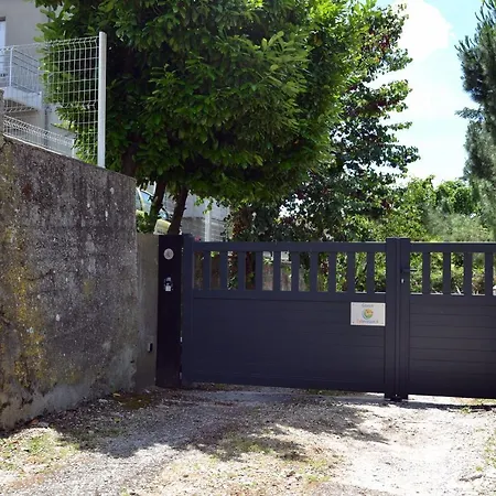 Δωμάτια σε οικογενειακή κατοικία L'orchidee Vallon-Pont-dʼArc