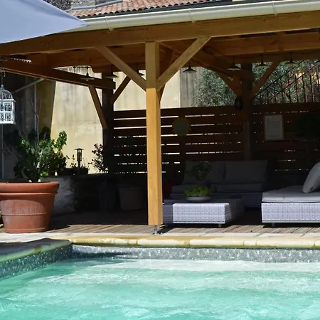 Δωμάτια σε οικογενειακή κατοικία L'orchidee Vallon-Pont-dʼArc